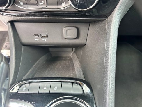 Used 2024 Buick Encore GX Sport Touring w/ Comfort Package image 16