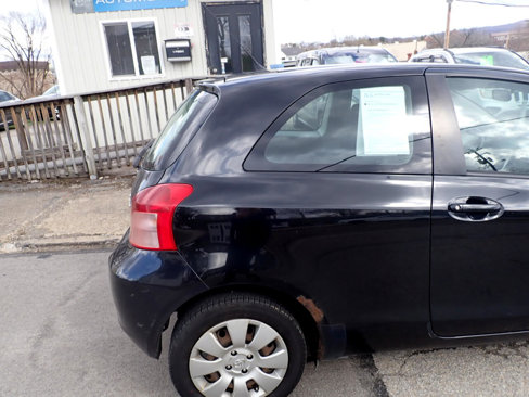 Used 2008 Toyota Yaris 2-Door Hatchback image 12