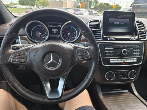 Used 2017 Mercedes-Benz GLS 450 4MATIC image 15