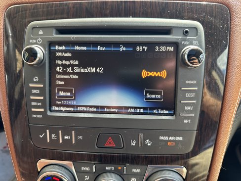 Used 2017 Chevrolet Traverse Premier image 17