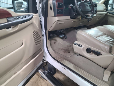 Used 2005 Ford F350 Lariat image 20