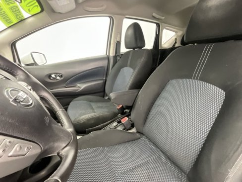 Used 2016 Nissan Versa Note SV image 4