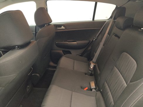 Used 2020 Kia Sportage LX image 18