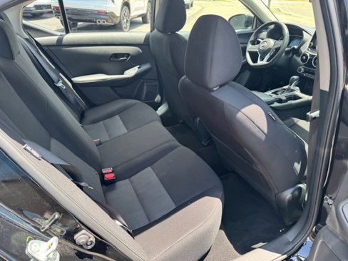 Used 2024 Nissan Sentra SV image 13