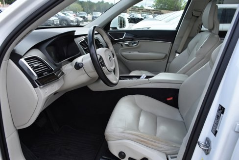 Used 2018 Volvo XC90 T6 Momentum w/ Convenience Package image 33