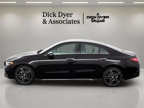 Used 2025 Mercedes-Benz CLA 250 4MATIC image 34