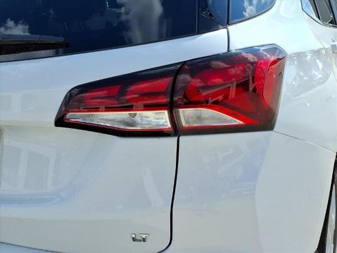Used 2022 Chevrolet Equinox LT image 10