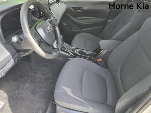 Used 2022 Toyota Corolla LE image 17