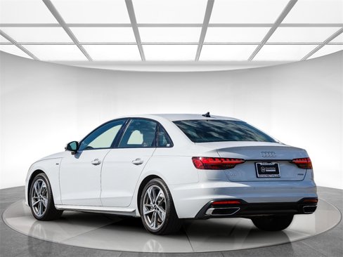 Used 2025 Audi A4 2.0T Premium image 2