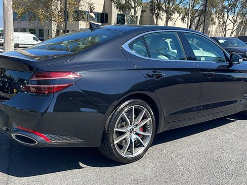 Used 2025 Genesis G70 2.5T image 7