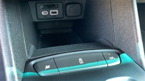 Used 2022 Chevrolet Bolt LT image 17