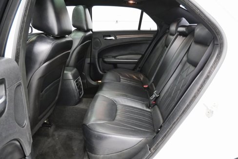 Used 2016 Chrysler 300 C Platinum image 20