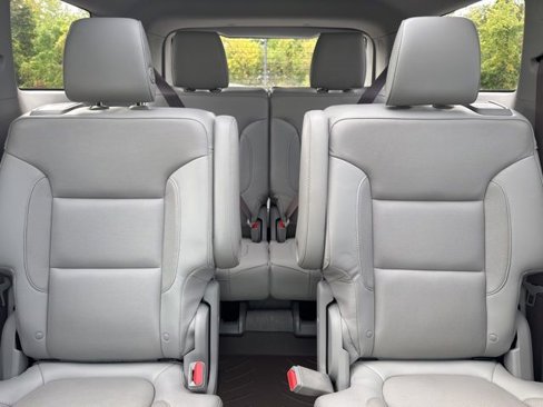 Used 2018 GMC Acadia SLT image 20