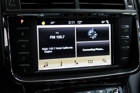 Used 2018 Lincoln Continental Premiere image 11