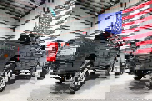 Used 2021 Ford F250 Platinum w/ FX4 Off-Road Package image 12