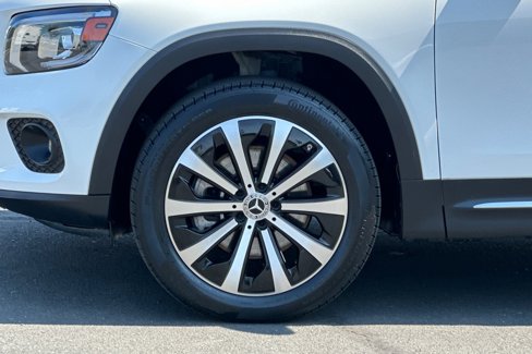Certified 2021 Mercedes-Benz GLB 250 image 27