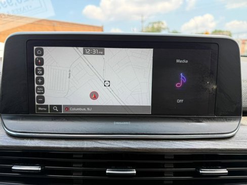 Used 2020 Kia Telluride EX image 17