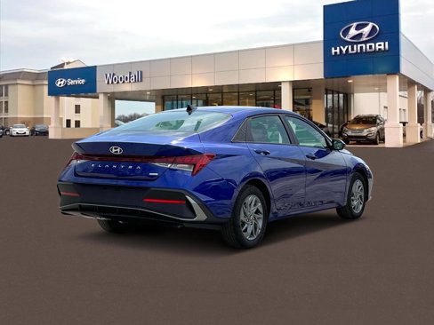 New 2025 Hyundai Elantra Hybrid image 7