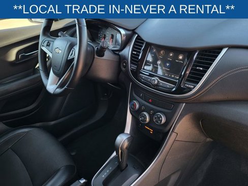 Used 2018 Chevrolet Trax LT w/ Redline Edition image 12