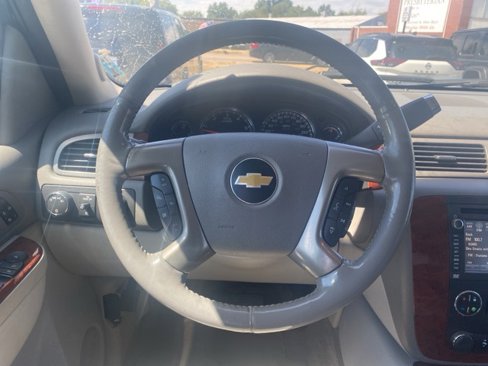 Used 2012 Chevrolet Avalanche LTZ image 15
