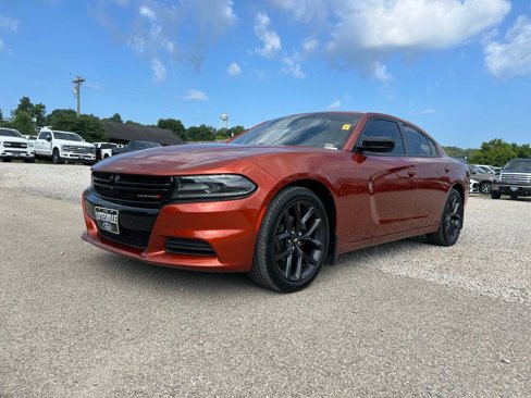 Used 2020 Dodge Charger SXT w/ Blacktop Package image 4
