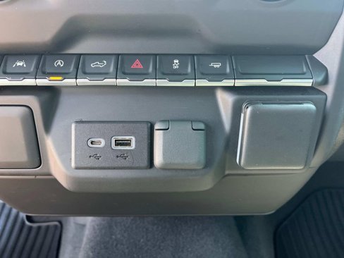 Used 2022 Chevrolet Silverado 1500 Custom image 26