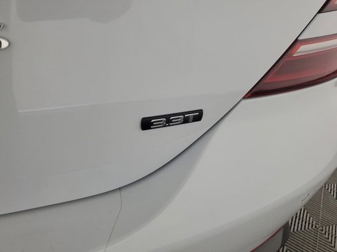 Used 2022 Genesis G70 3.3T w/ Sport Advanced Package image 33