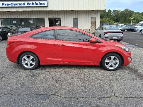 Used 2013 Hyundai Elantra image 12