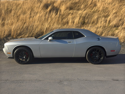 Used 2010 Dodge Challenger R/T image 5
