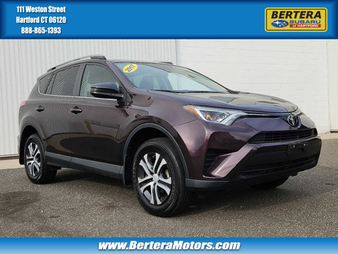 Used 2017 Toyota RAV4 LE image 1