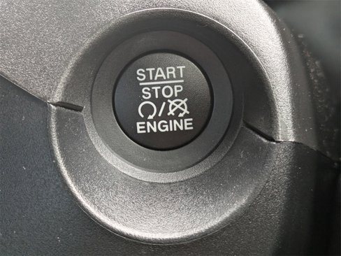 Used 2021 Jeep Compass Latitude image 30