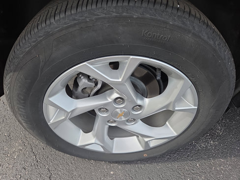 Used 2024 Chevrolet Trax LS w/ LS Convenience Package image 10