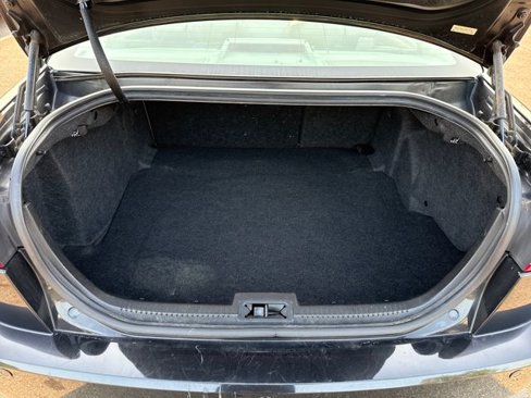 Used 2010 Lincoln MKZ image 25