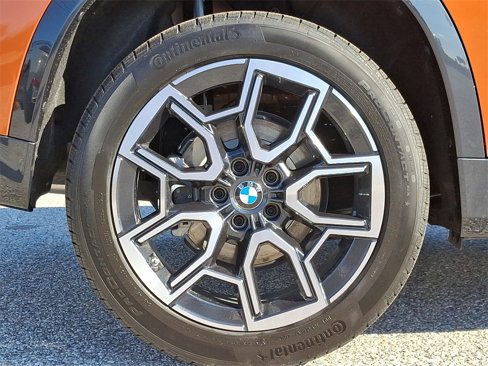New 2025 BMW X1 xDrive28i w/ Premium Package image 9