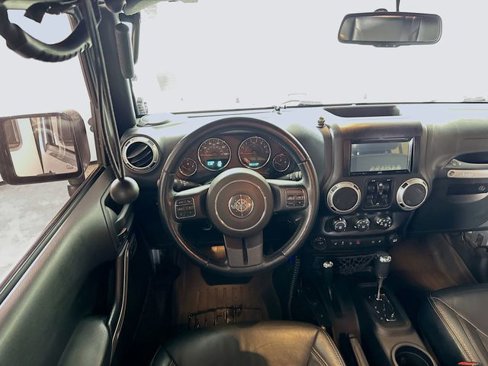 Used 2016 Jeep Wrangler Unlimited Sahara w/ Dual Top Group image 20