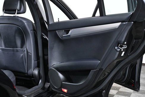 Used 2013 Mercedes-Benz C 300 4MATIC Sedan image 29