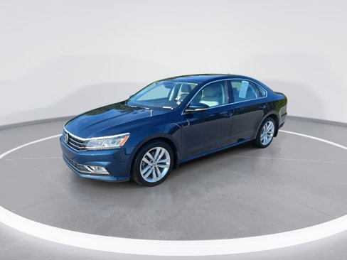 Used 2018 Volkswagen Passat 2.0T SE image 7
