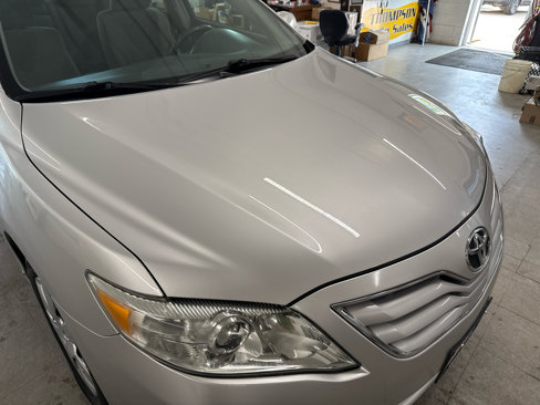 Used 2010 Toyota Camry LE image 75