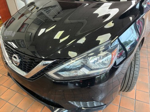 Used 2017 Nissan Sentra S w/ S Style Package image 8