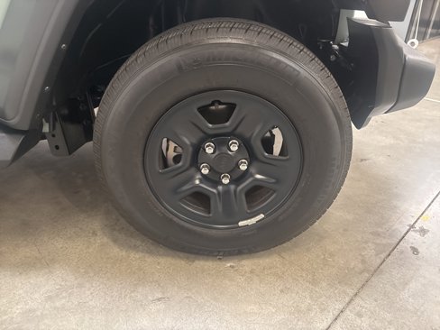 Used 2023 Jeep Wrangler Sport image 20