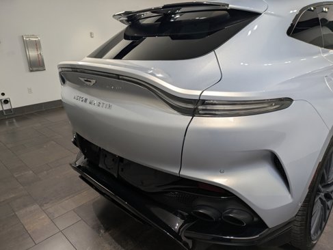 Used 2024 Aston Martin DBX 707 image 8