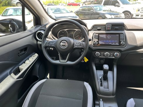 Used 2025 Nissan Versa S w/ Trunk Package image 22