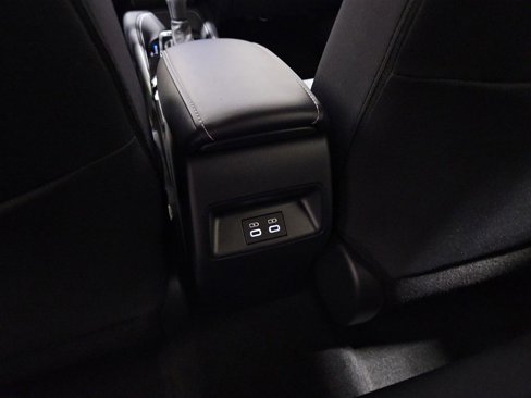 New 2025 Toyota Corolla SE image 28
