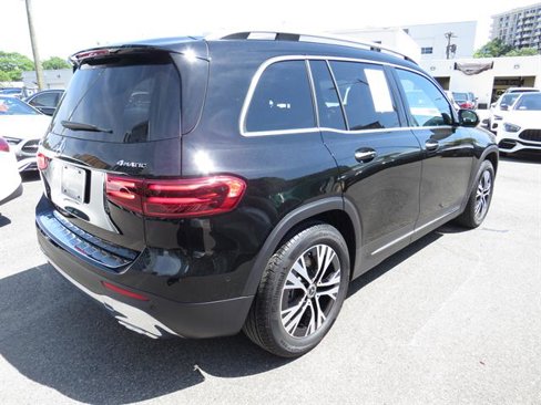 Certified 2024 Mercedes-Benz GLB 250 4MATIC image 4
