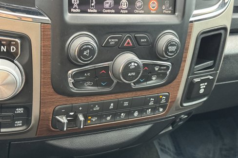Used 2014 RAM 1500 Laramie w/ Convenience Group image 24