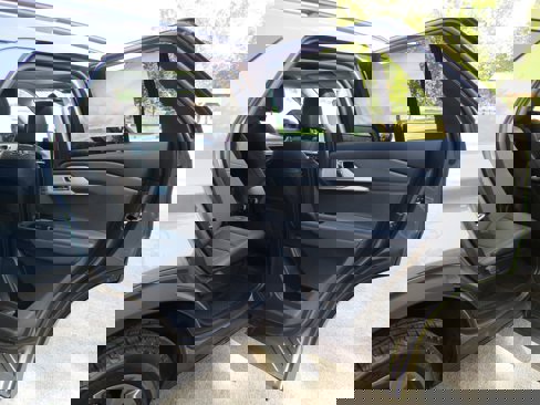 New 2025 Ford Explorer Active image 21