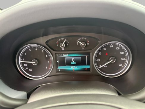 Used 2019 Buick Enclave Essence image 14