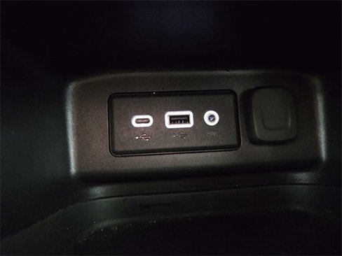 Used 2022 Chevrolet Equinox LT image 24