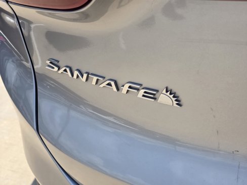 Certified 2023 Hyundai Santa Fe SEL image 9