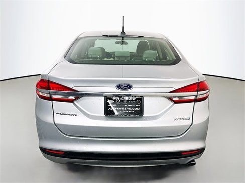 Used 2018 Ford Fusion S image 6